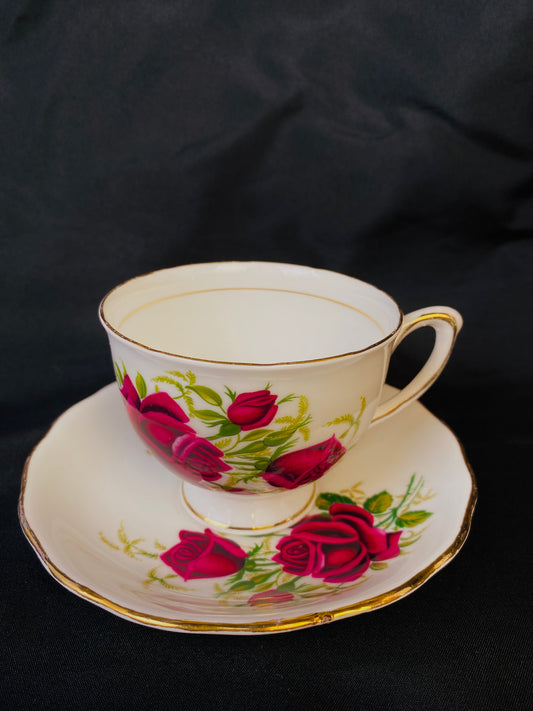 Colclough 英國骨瓷杯